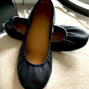 Tieks, black, size 7